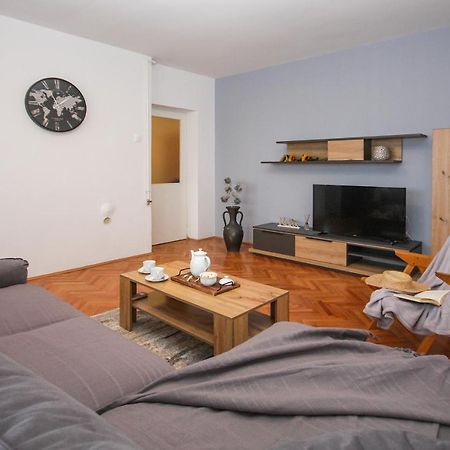 Apartman Nonno Pula Bagian luar foto