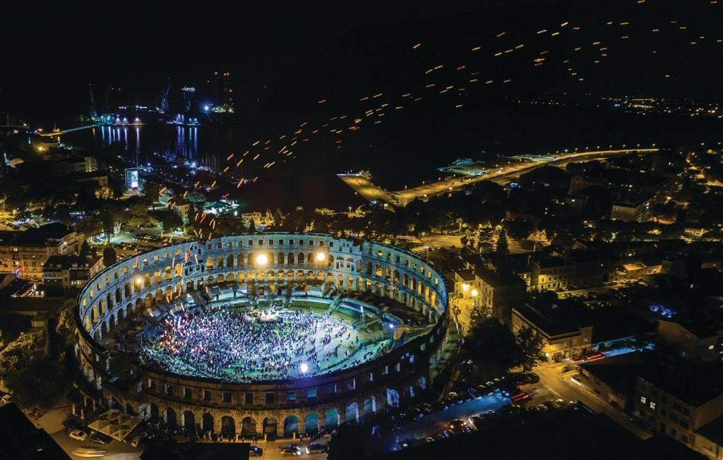 Apartman Nonno Pula Bagian luar foto
